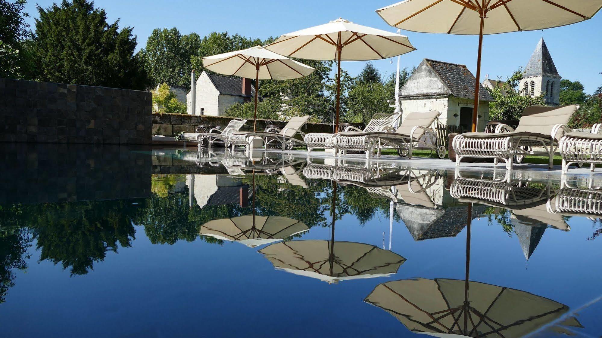 La Marine De Loire Hotel & Spa Montsoreau Exterior photo