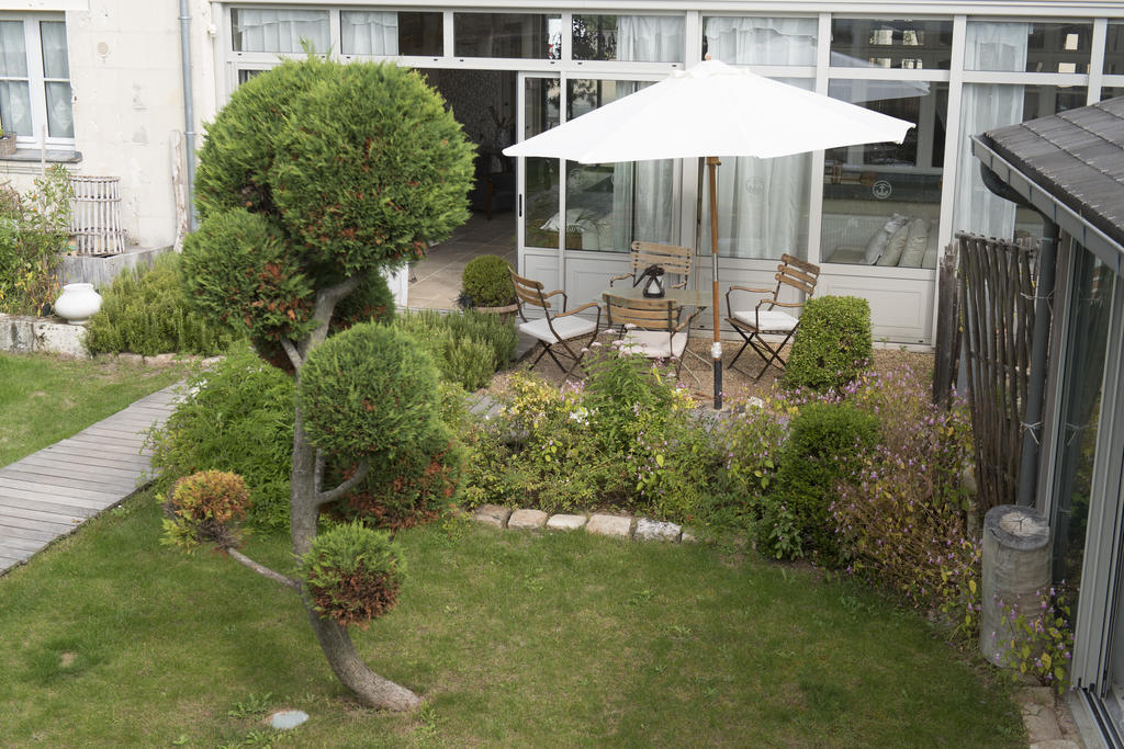 La Marine De Loire Hotel & Spa Montsoreau Exterior photo